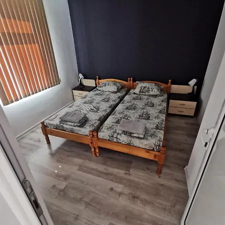 Apartmán Двустаен Апартамент С Голяма Тераса *